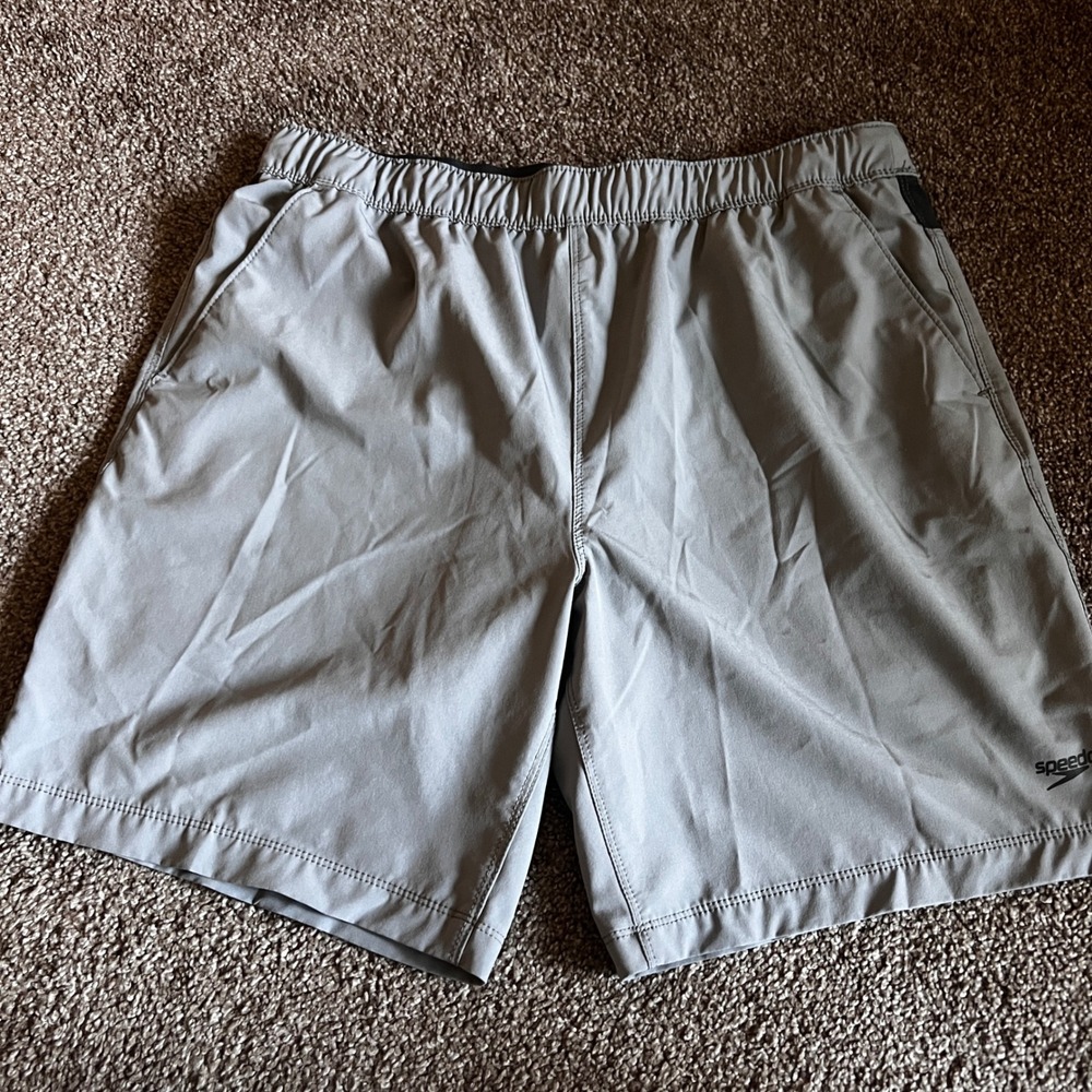 Speedo Hybrid Athletic Shorts Elastic Waist Activewear Gray Mens Size L 0171‎